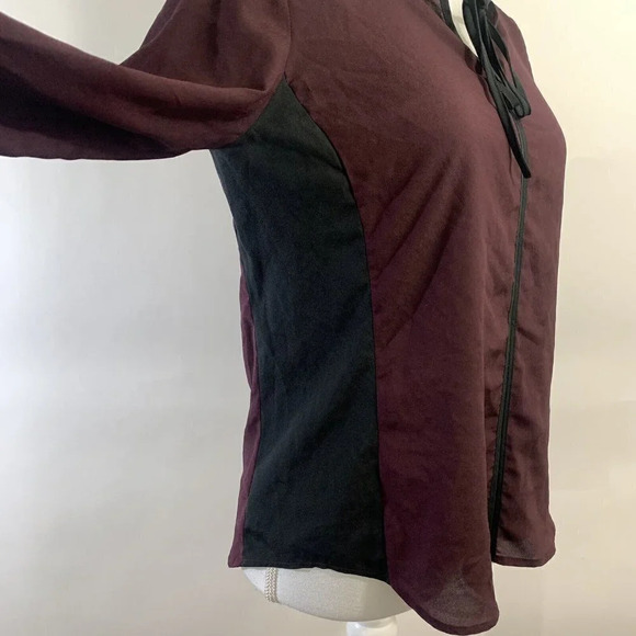 New York & Company Maroon Dark Purple and Black Blouse Front Tie Colorblock XS. - Picture 4 of 7